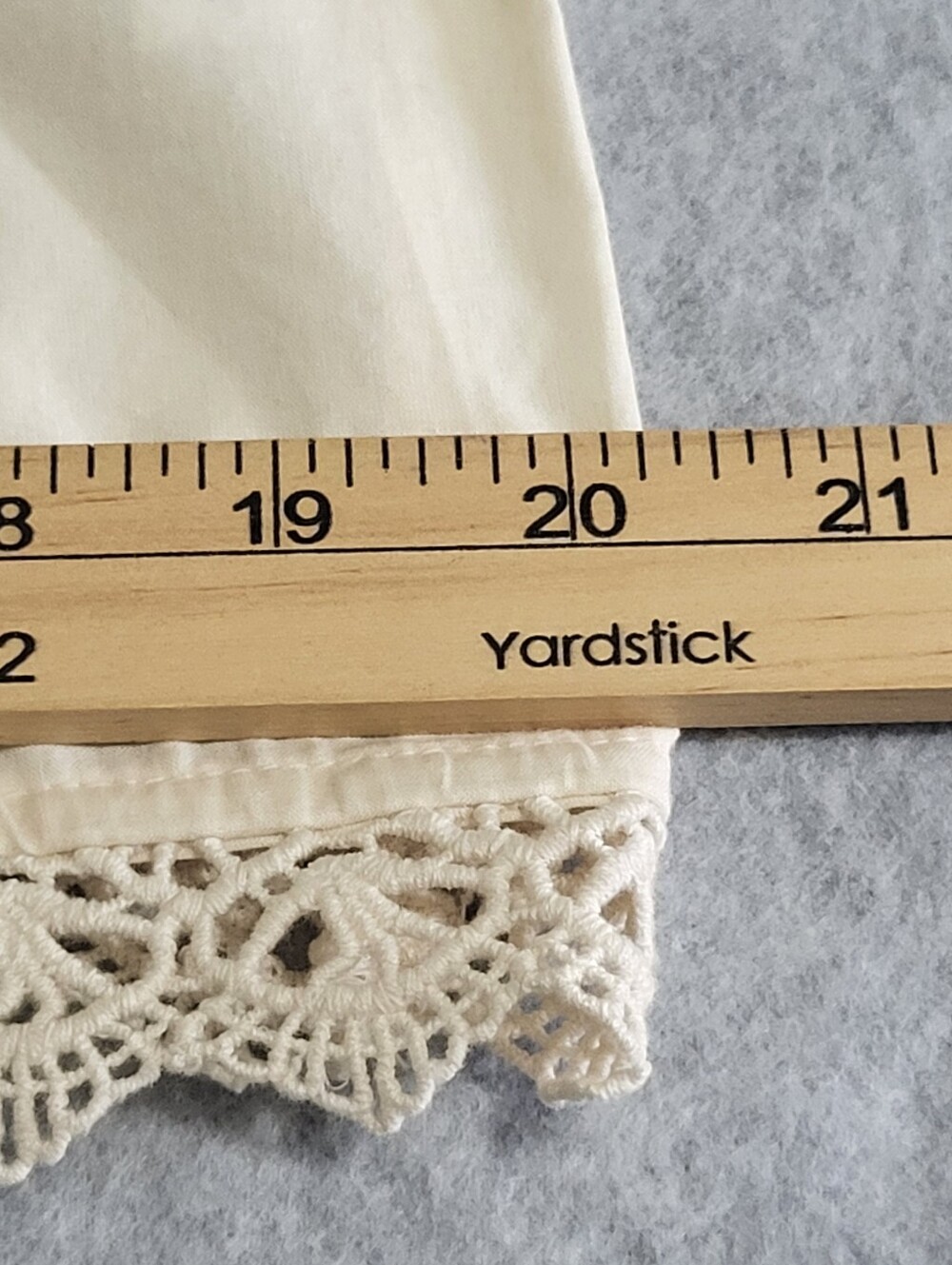 Jennifer & Grace Top Sz M Cream Cross Stitch Embroidery Lace Trim Tie Front Boho - Picture 14 of 16